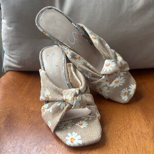 Jessica Simpson Burlap Daisy Sandals, size 6.5